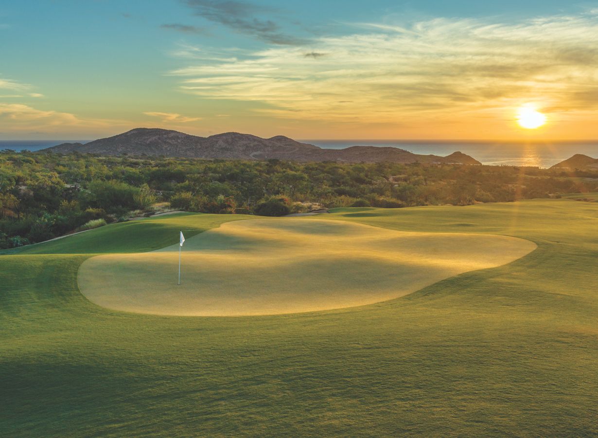Twin Dolphin golf destination